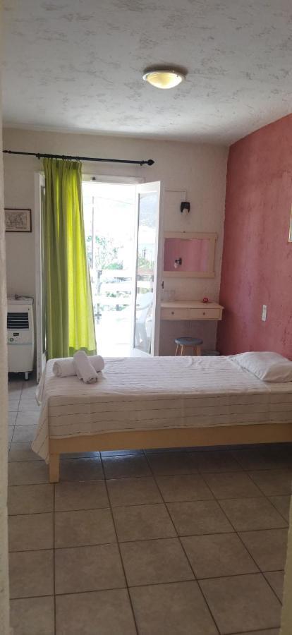 Cleo Rooms 250M From The Beach Malia Exterior foto